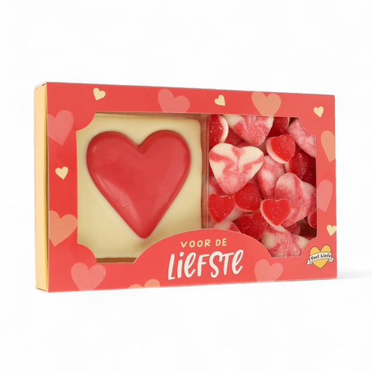 Cadeaupakketje | Voor de liefste! | Choco bar & hartjessnoep